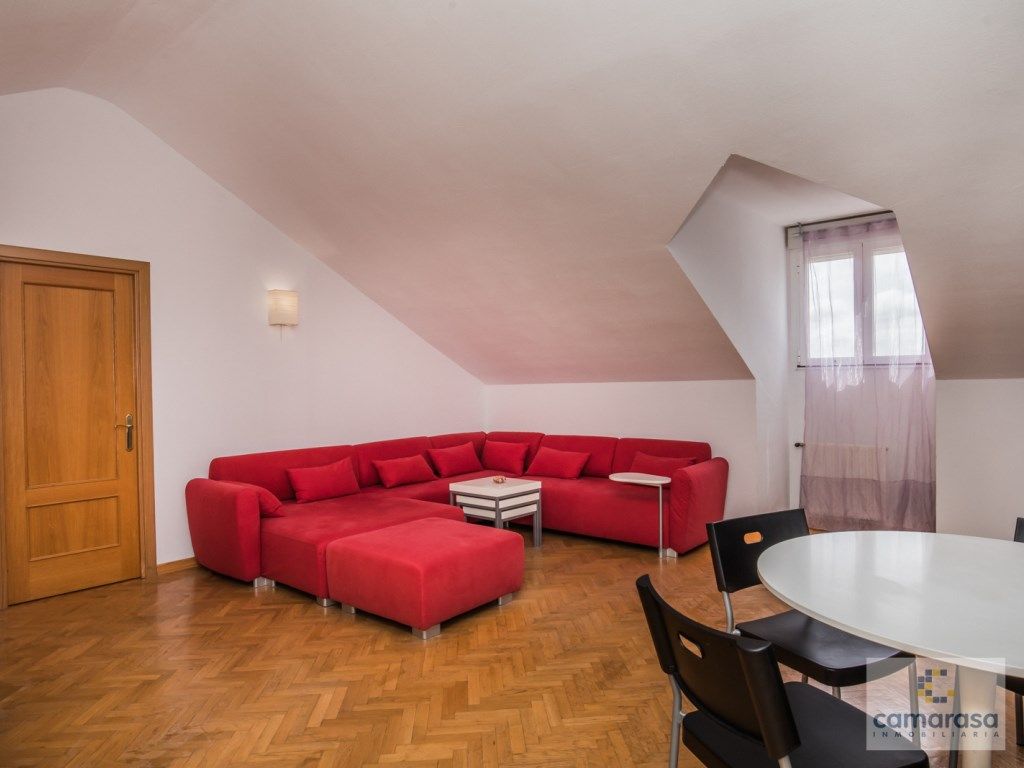 Living room of Flat for sale in Ávila Capital  with Private garden and Community pool