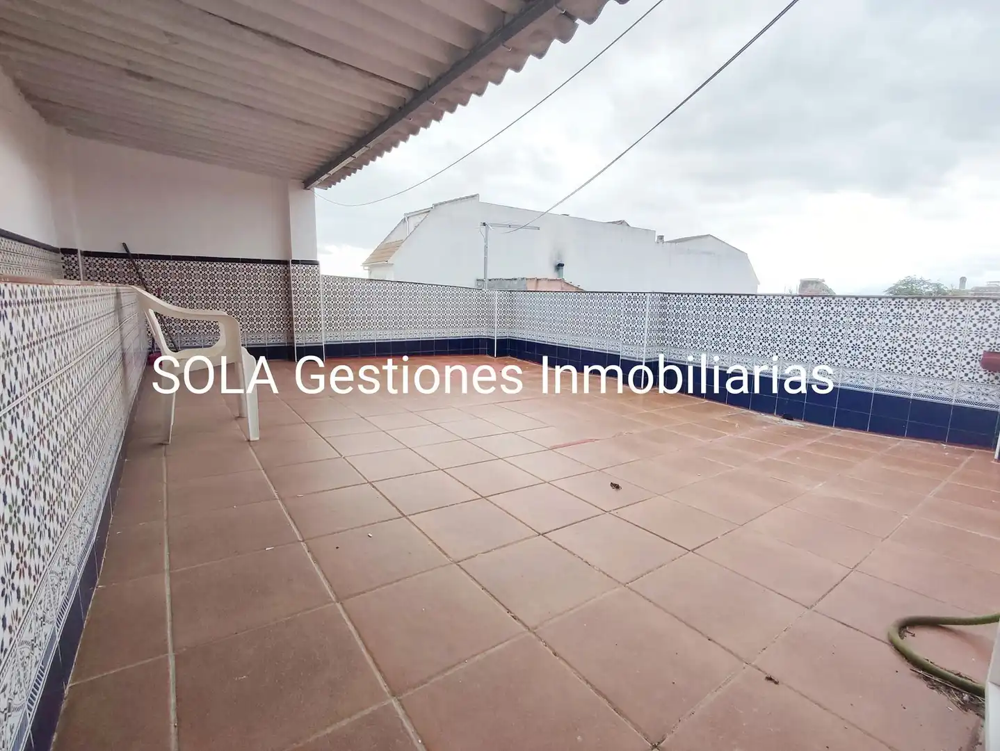House with terrace for sale in Calle Arrañales, imagen 2