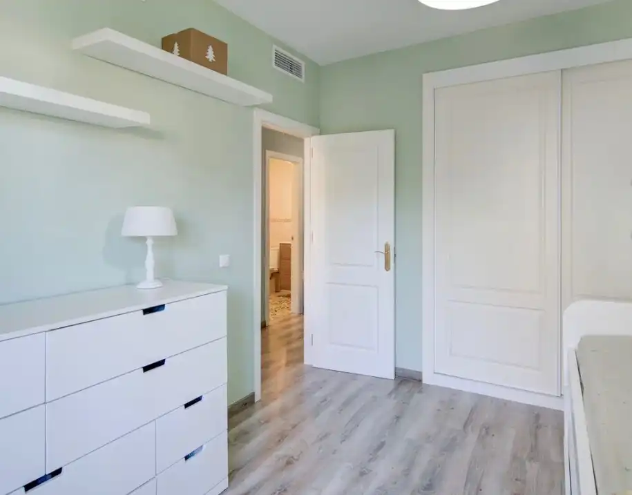 Bedroom of Flat for sale in Mijas  with Air Conditioner, Terrace and Storage room