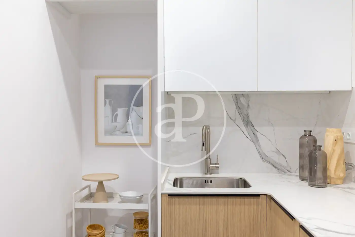 Küche von Wohnung zum Verkauf in Barcelona mit Klimaanlage, Heizung und Balkon
