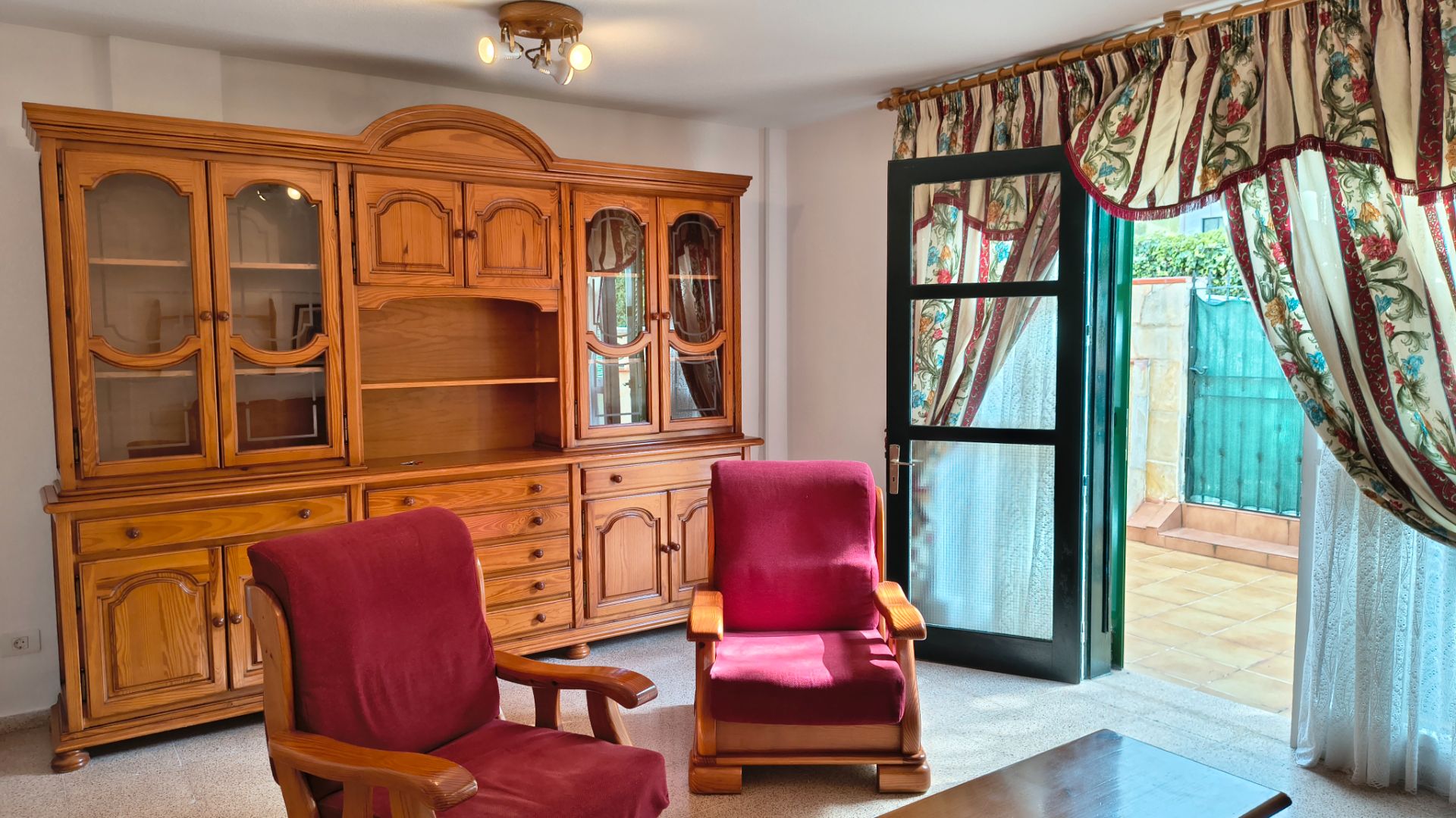 Sala d'estar de Casa adosada de lloguer en Tacoronte amb Moblat, Forn i Alarma