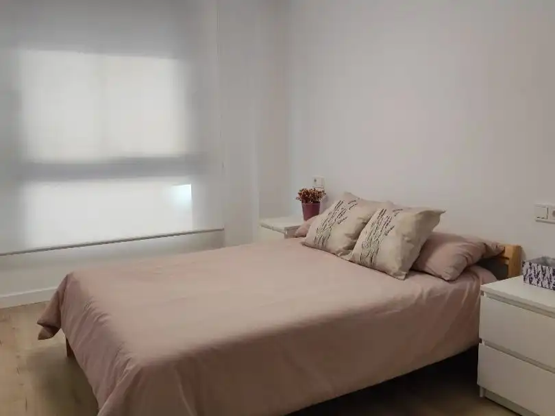 Habitación de Piso de alquiler en Elche / Elx con Aire acondicionado, Calefacción y Parquet