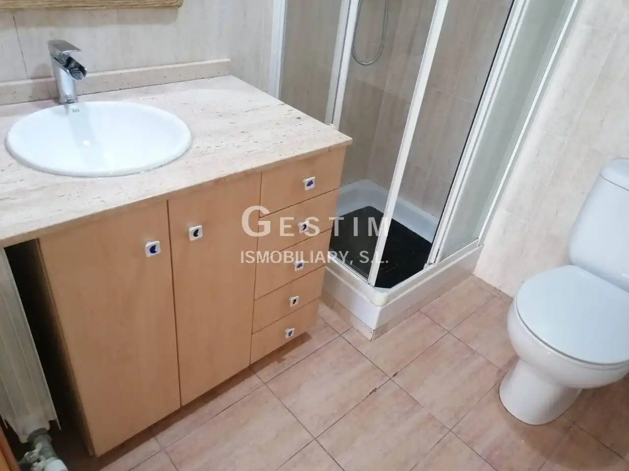 Bany de Apartament en venda en Vic amb Aire condicionat i Calefacció
