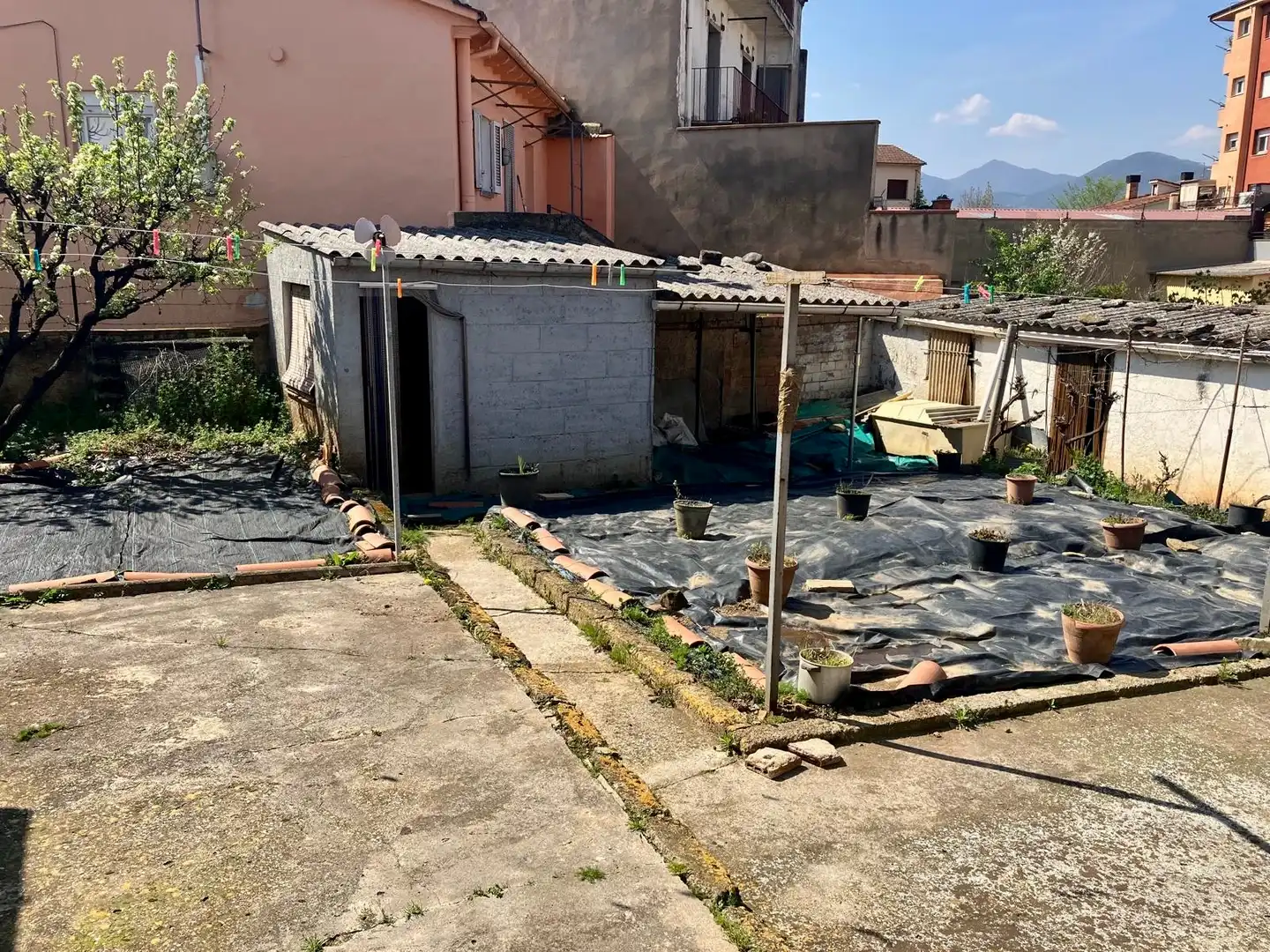 Houses for sale in Olot  with Heating, Private garden and Terrace