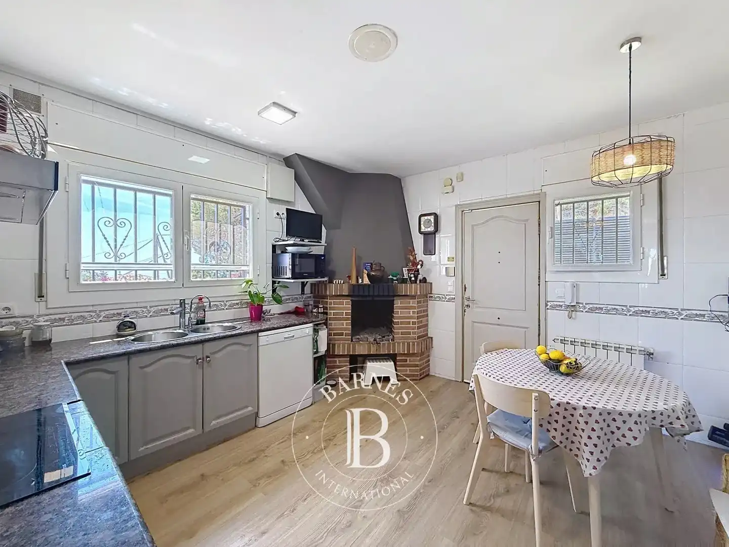 Kitchen of Houses for sale in Cabrils  with Air Conditioner, Heating and Terrace