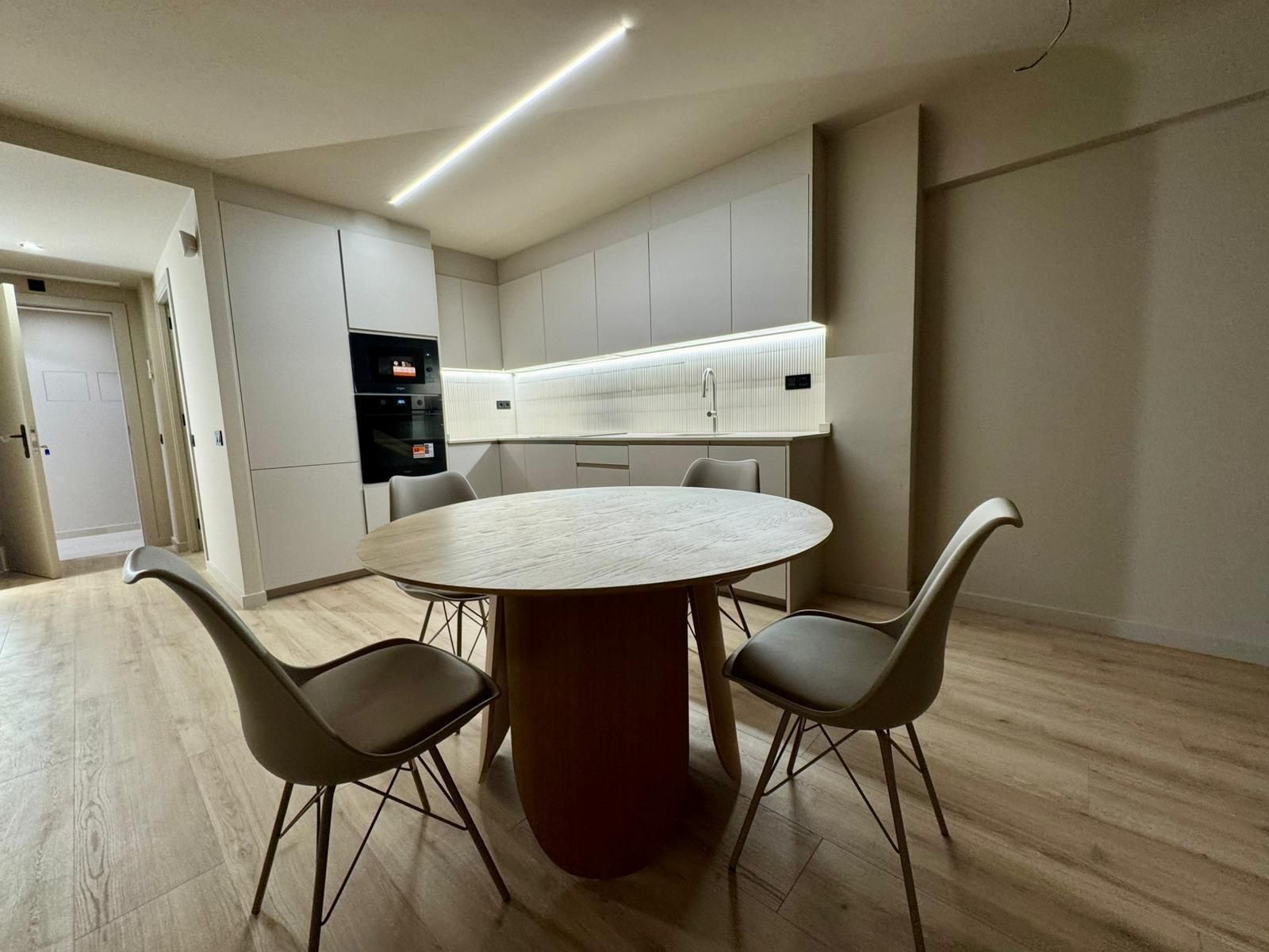 Kitchen of Flat for rent in  Barcelona Capital  with Air Conditioner, Furnished and Alarm