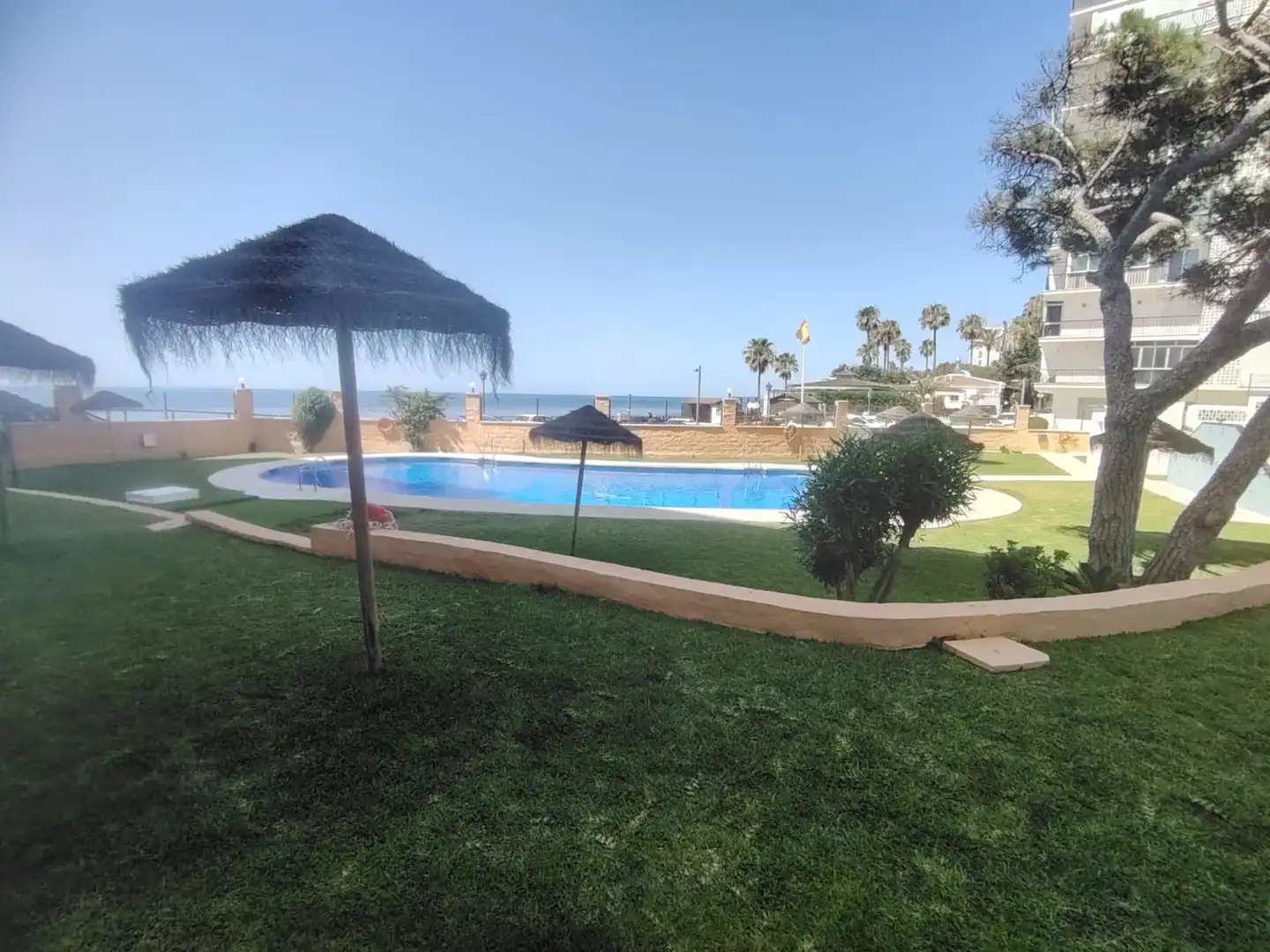 Apartament amb piscina en venda a Calahonda, imagen 40