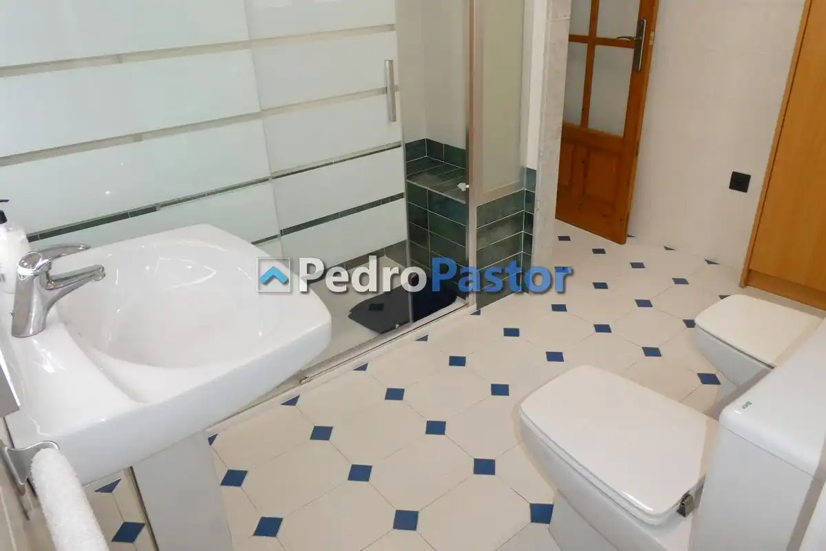 Casa amb piscina en venda a El Puerto, imagen 30