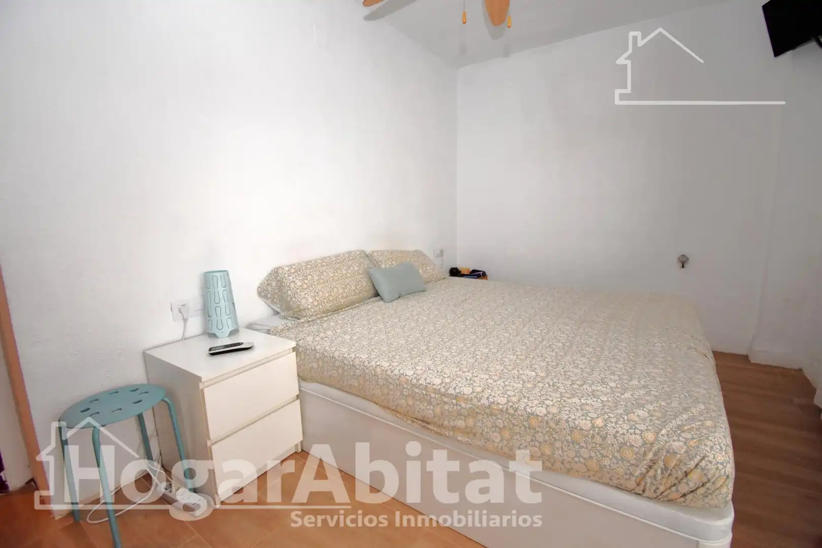 Habitación de Planta baja en venta en Burjassot con Aire acondicionado, Calefacción y Terraza