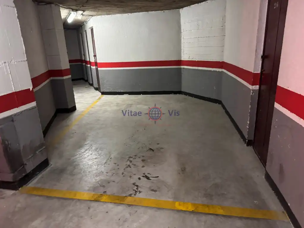 Individuel à vendre à Alameda de Cervantes