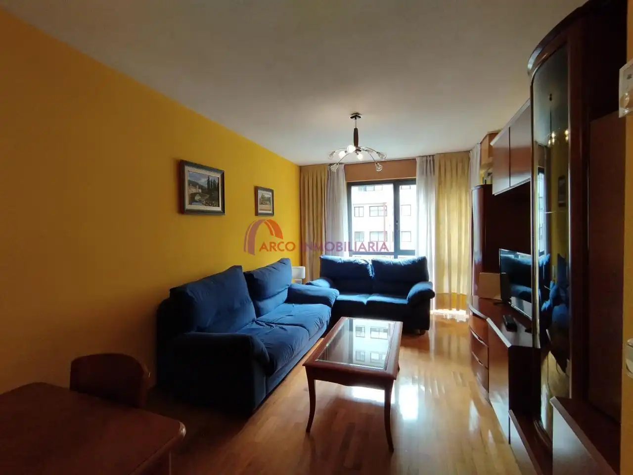 Wohnzimmer von Wohnungen zum Verkauf in Burgos mit Heizung, Parkett und Abstellraum