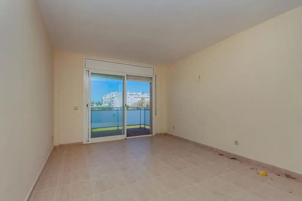 Bedroom of Flat for sale in Amposta