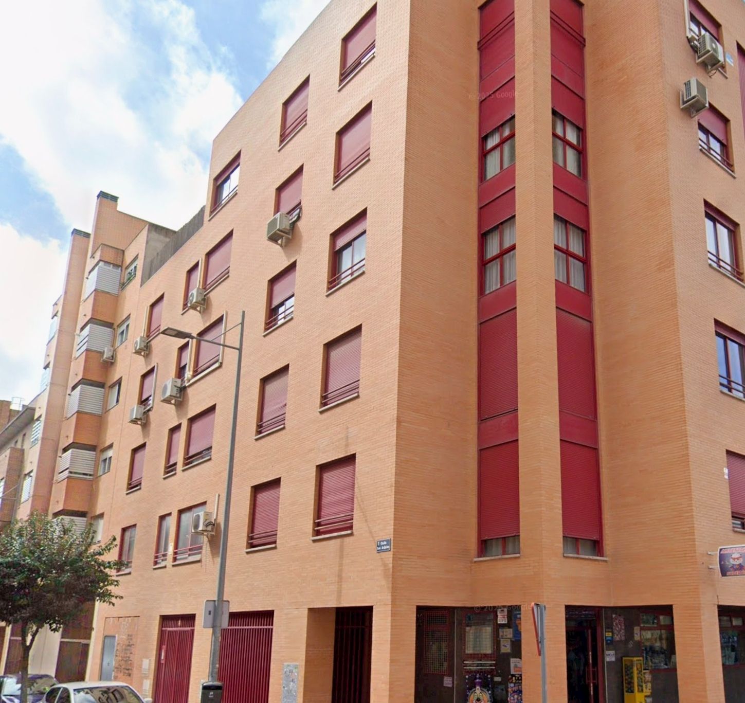 Exterior view of Flat for sale in Parla  with Air Conditioner, Storage room and Community pool