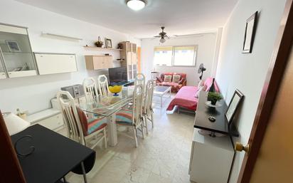 Sala d'estar de Apartament en venda en Torremolinos amb Terrassa i Balcó