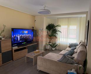Living room of Flat to rent in  Albacete Capital  with Heating and Balcony