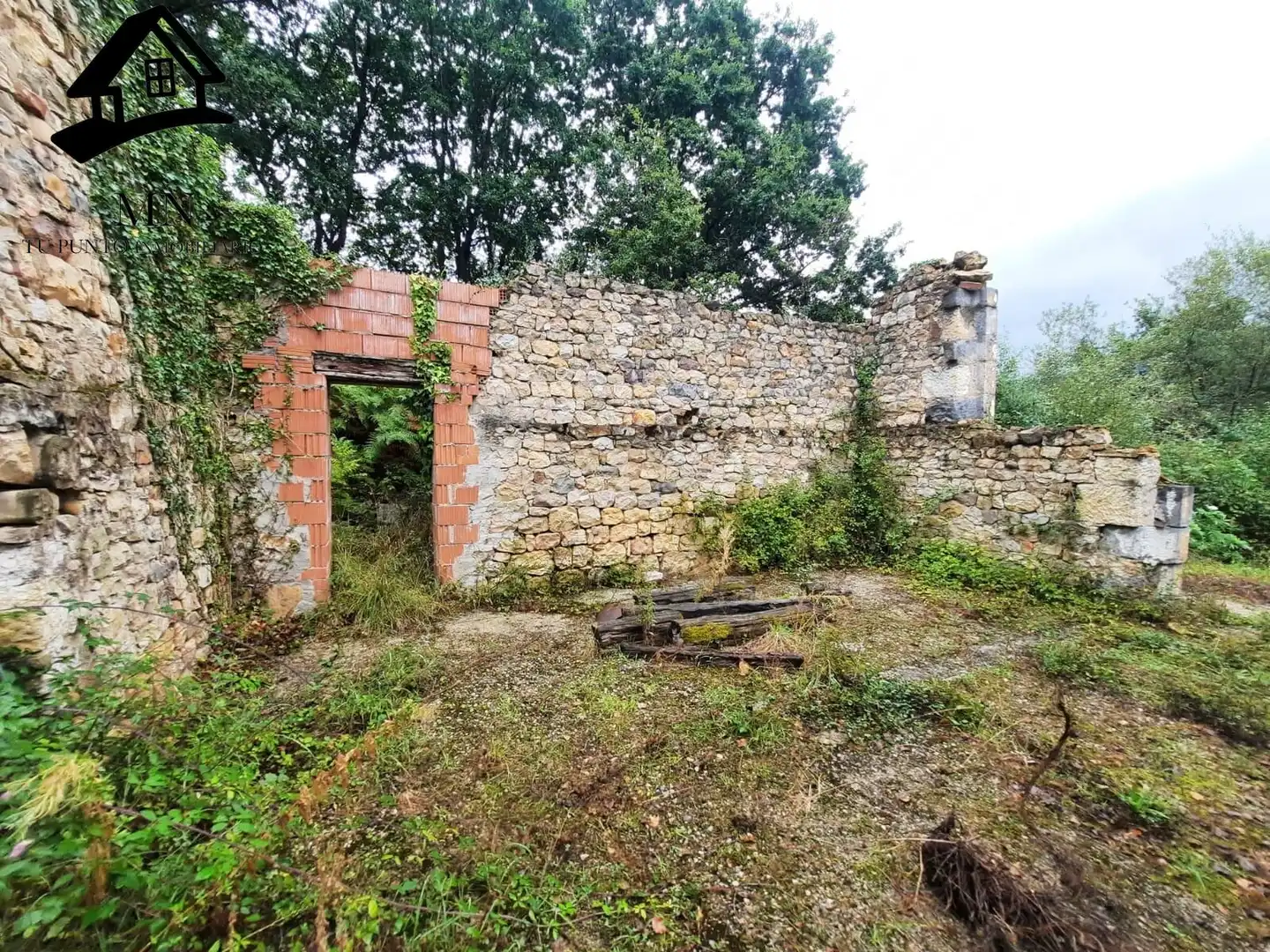 Finca rústica en venta en Corvera de Toranzo