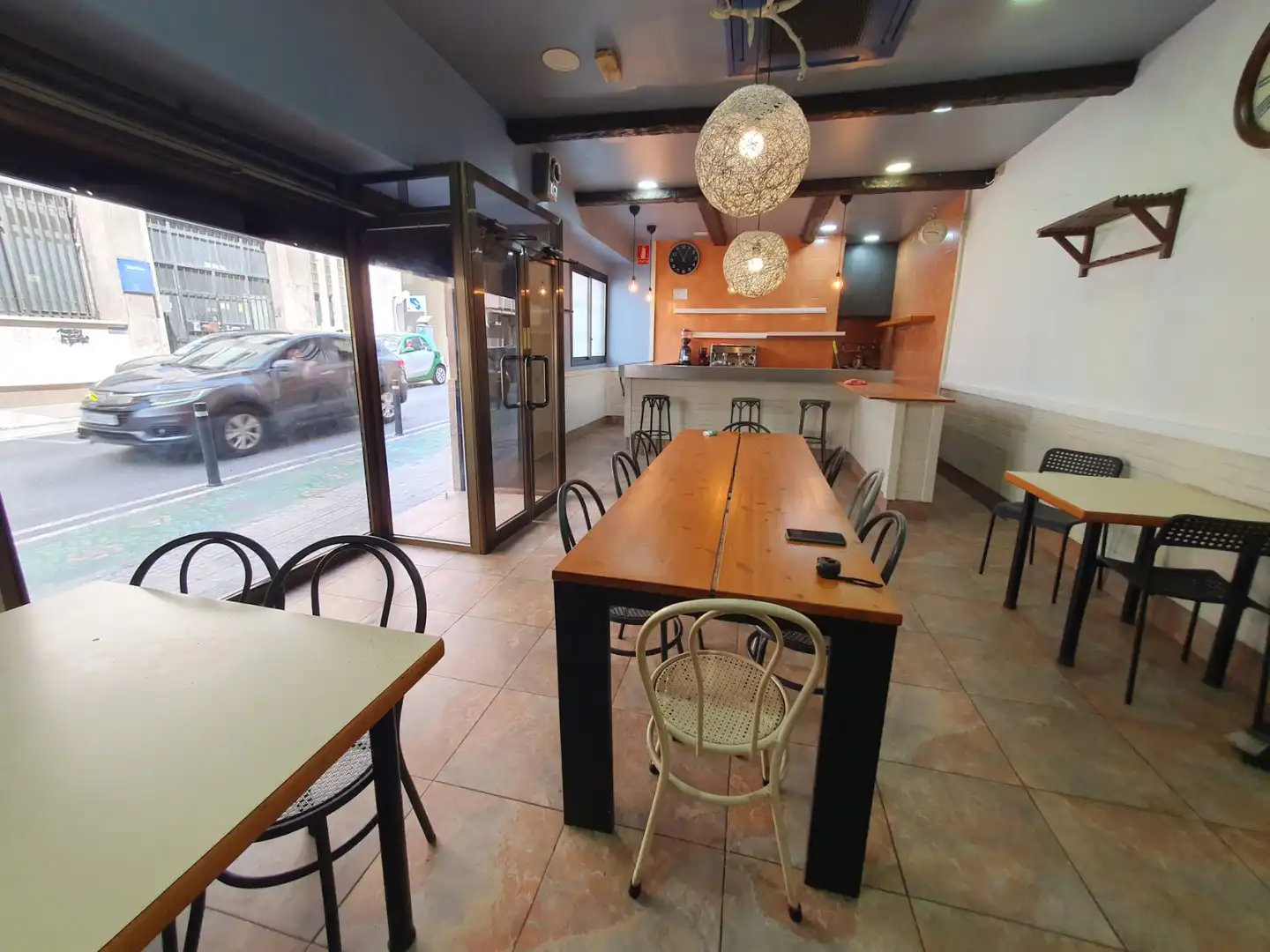 Business premises for sale in Carrer de Galileu 194, imagen 4