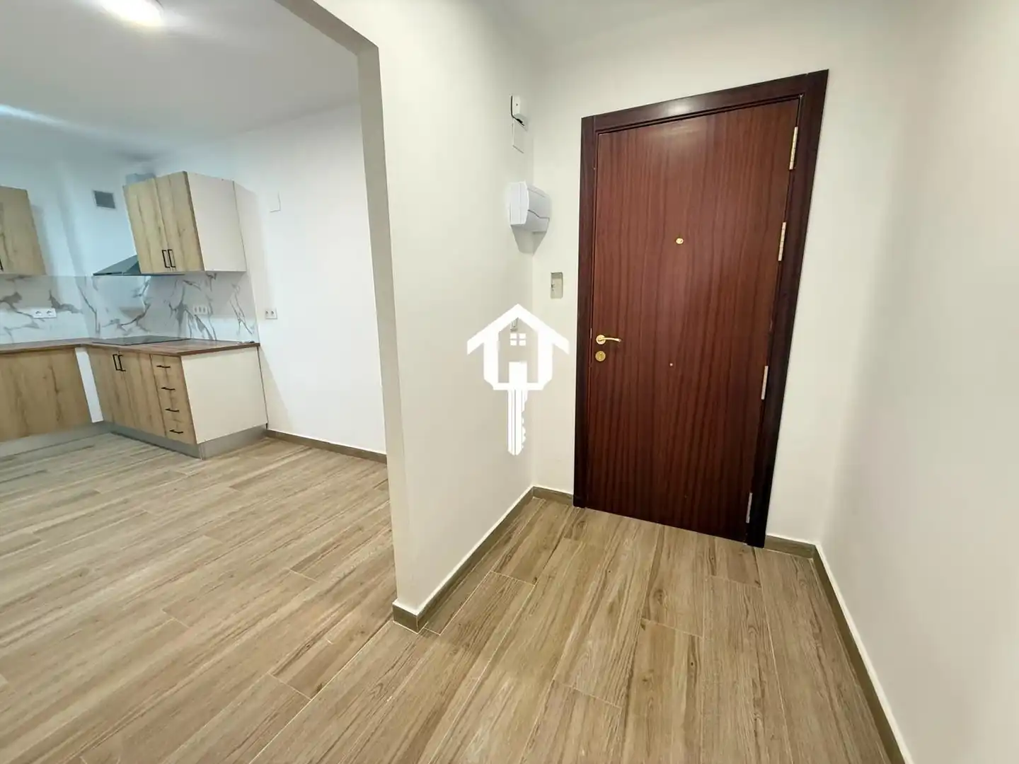 Vista exterior de Piso en venta en Elda con Balcón