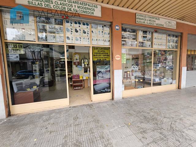 Local comercial en Alquiler en Avinguda Catalunya en Mas Rampinyo - Montcada Nova - Carrerada