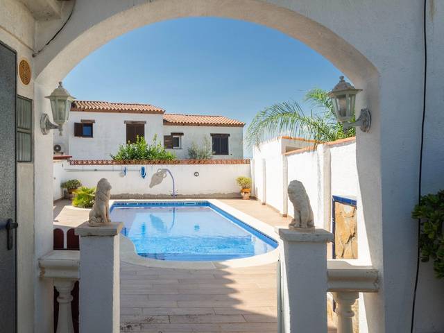 Casa-chalet en Venta en Calle Pinedes en Port - La Cota - Puig Sec