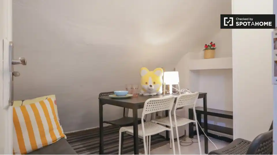 Room in Opañel