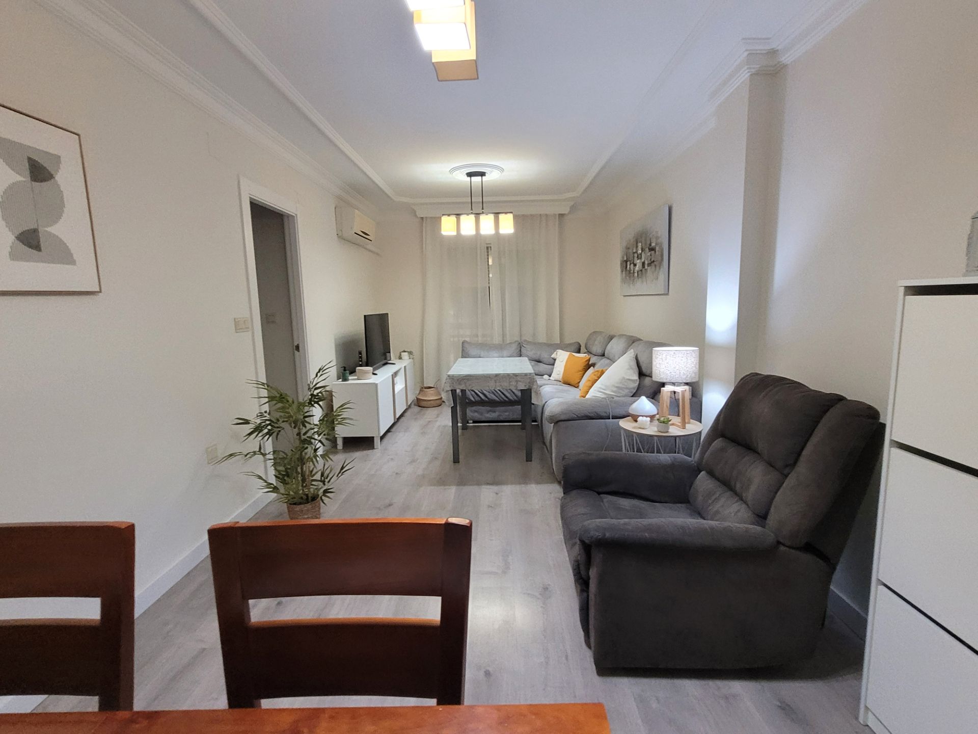 Living room of Flat for sale in Maracena  with Air Conditioner, Oven and Washing machine