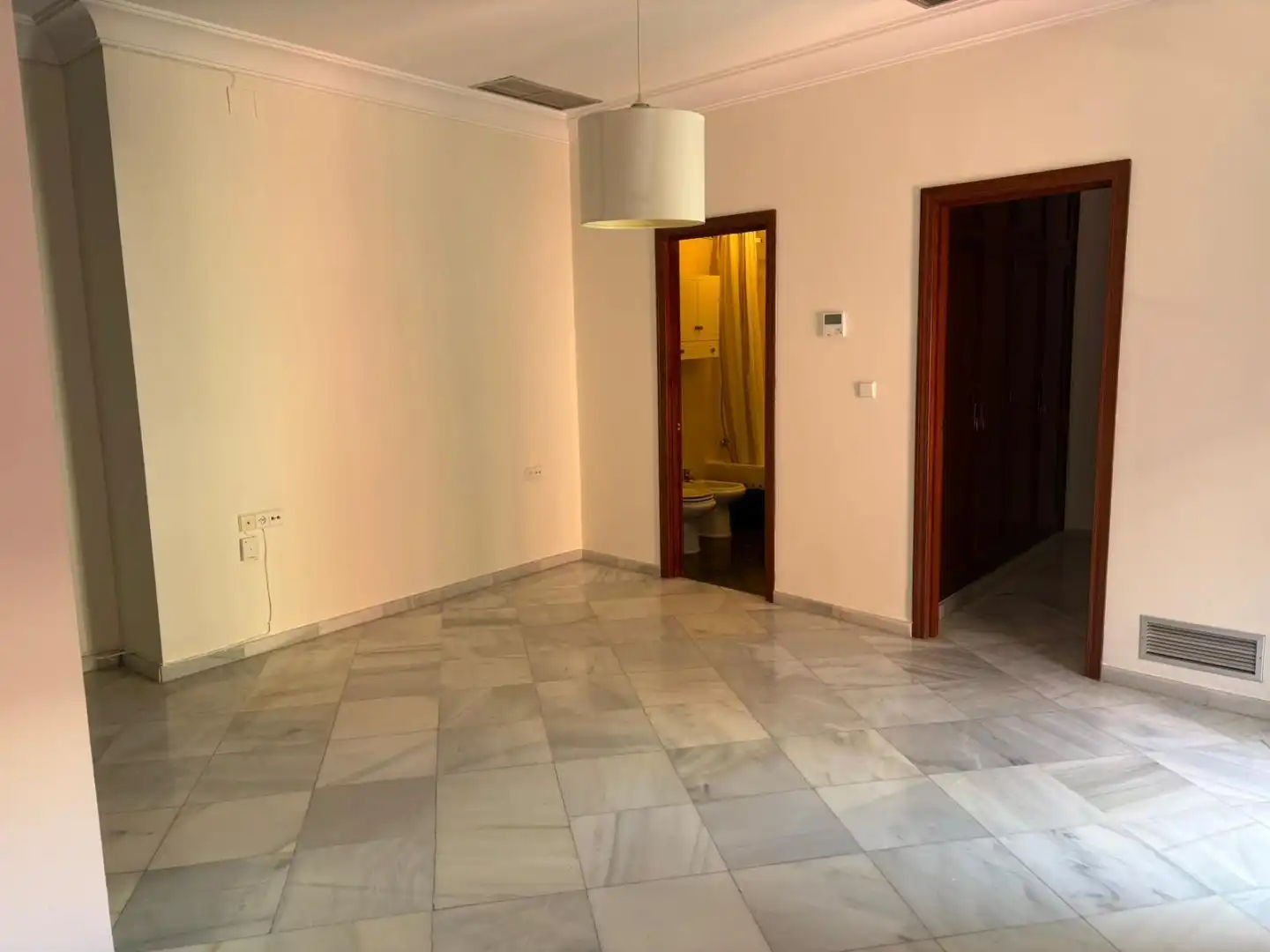 Dúplex de lloguer en Sevilla amb Aire condicionat, Calefacció i Terrassa