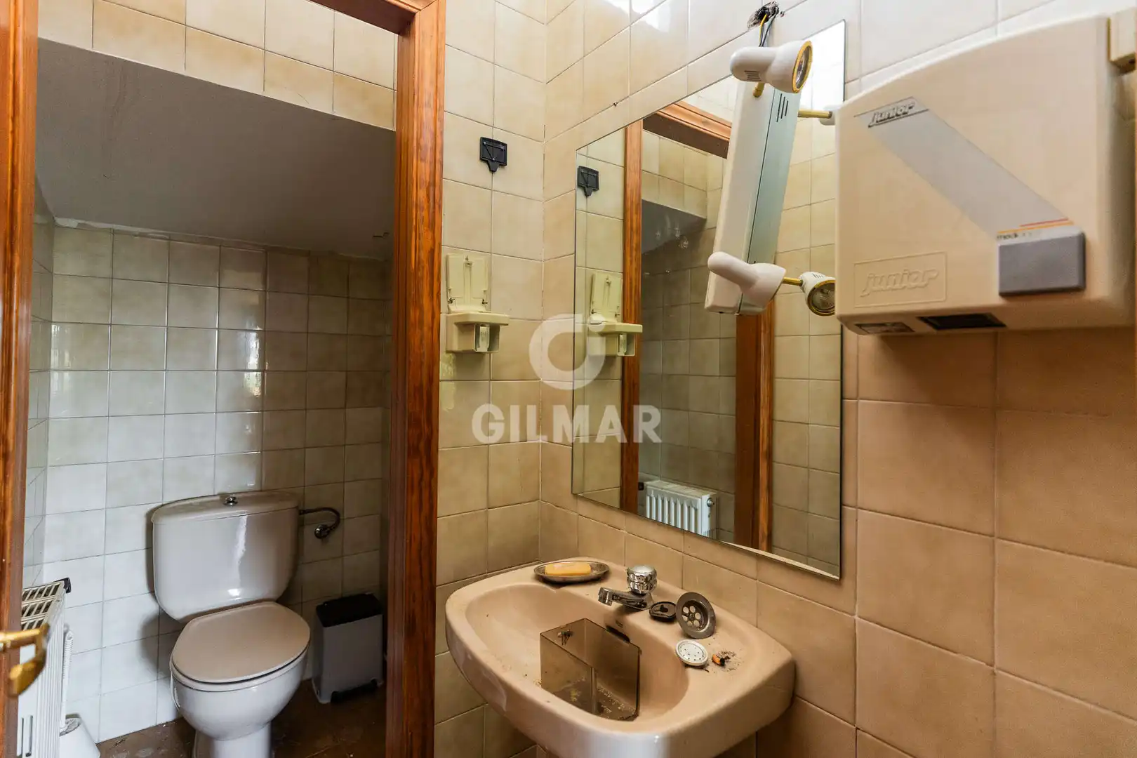 Baño de Local en venta en El Boalo - Cerceda – Mataelpino con Calefacción