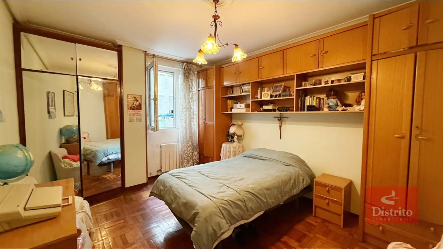 Bedroom of Flat for sale in Santander  with Heating