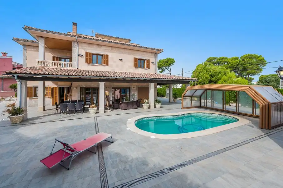 Chalet con piscina en venta en Can Picafort, imagen 8