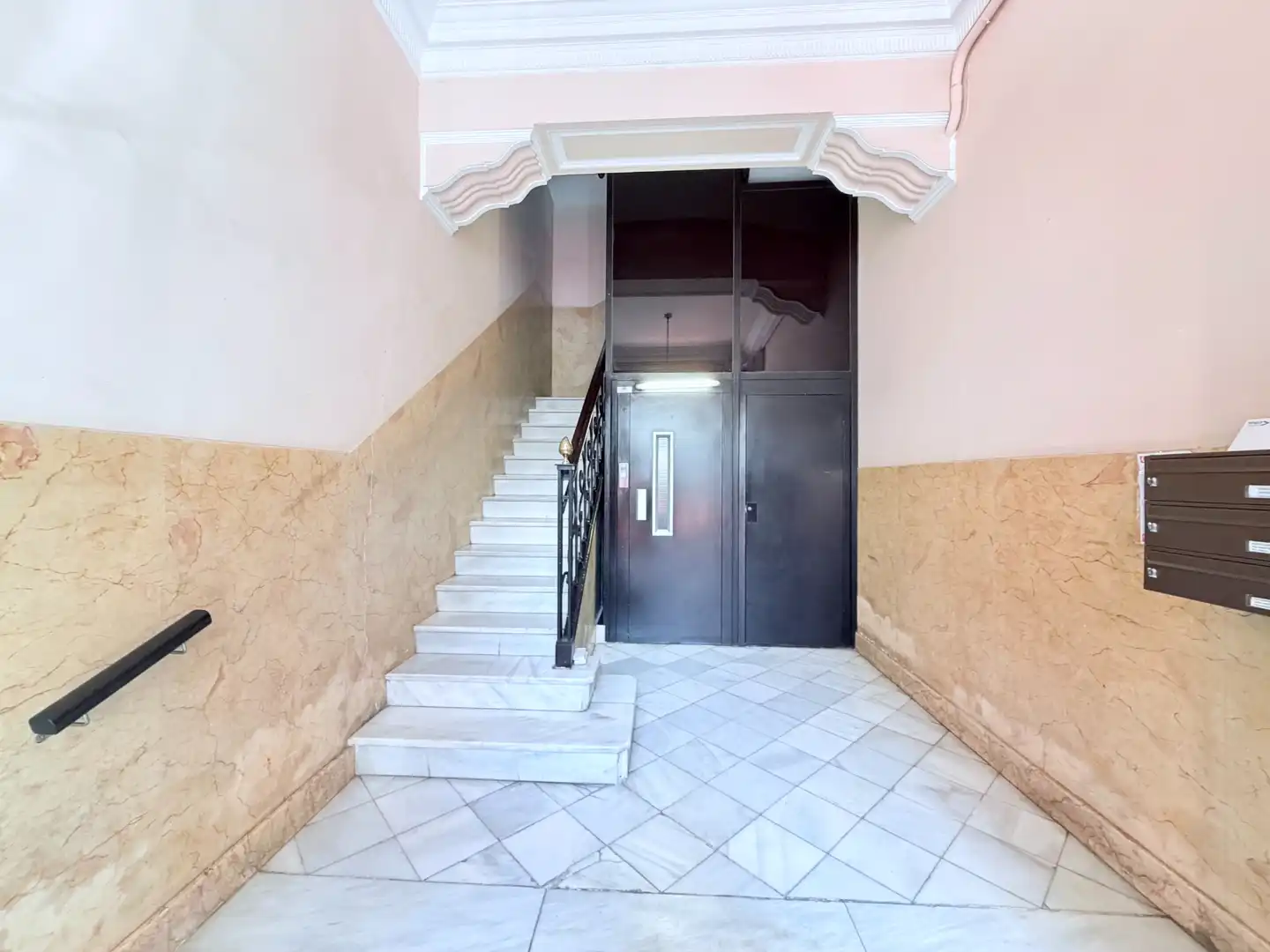 Flat for sale in Centre