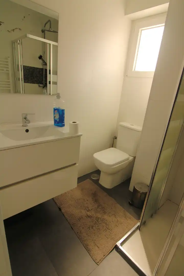 Baño de Piso en venta en Santander con Calefacción y Amueblado