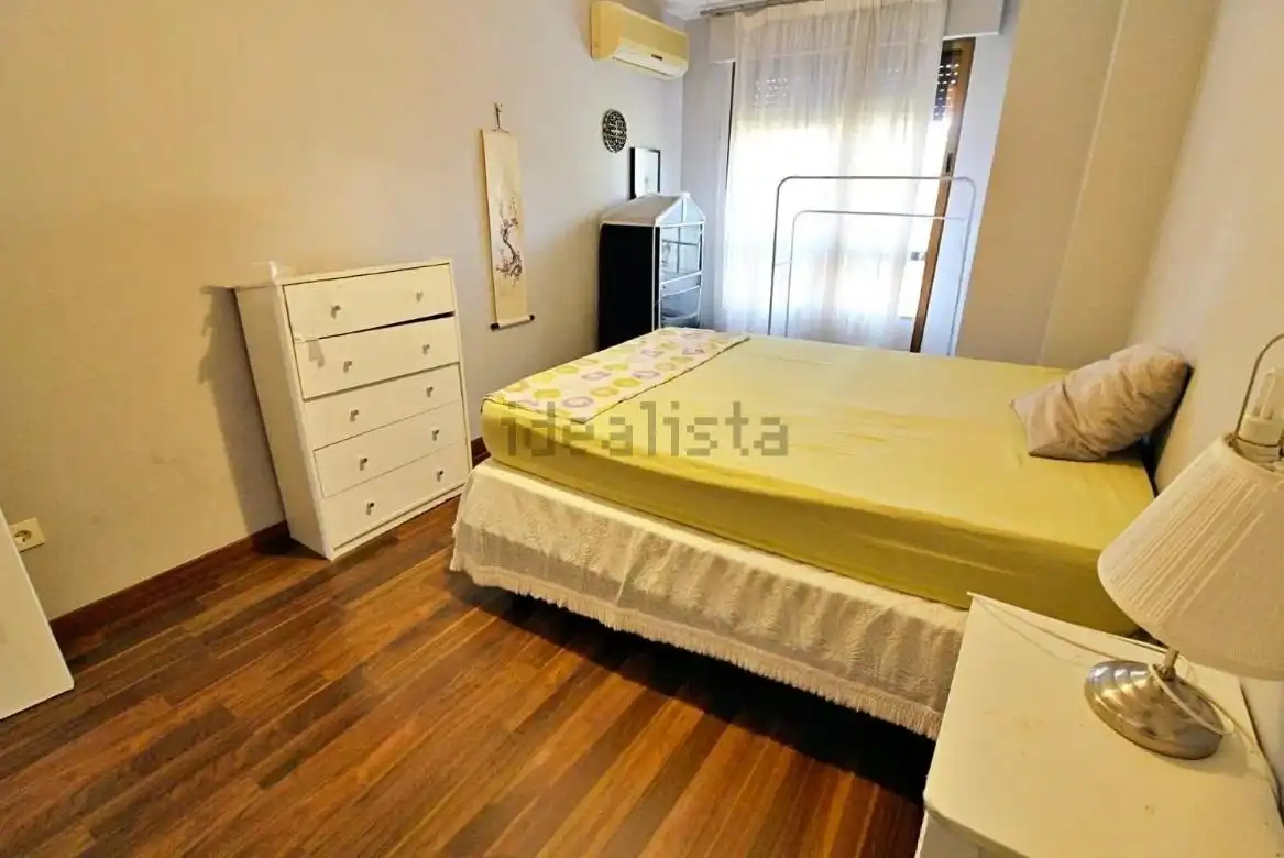 Dormitori de Pis en venda en Vila-real amb Aire condicionat i Balcó