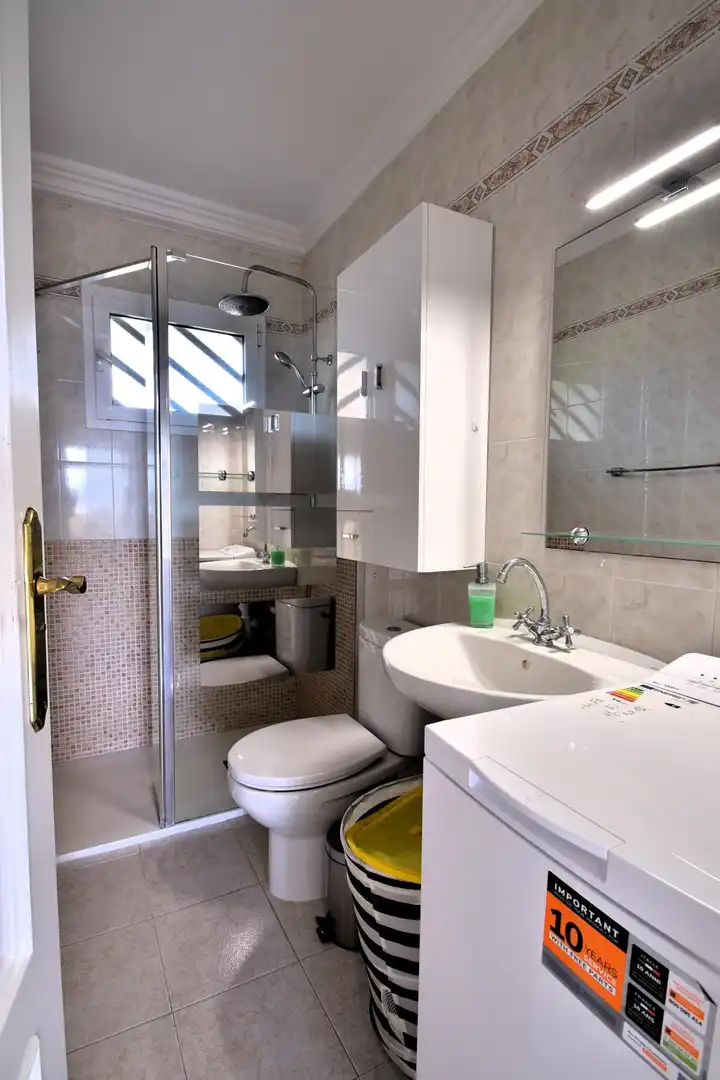Baño de Apartamento de alquiler en Puerto de la Cruz con Jardín privado