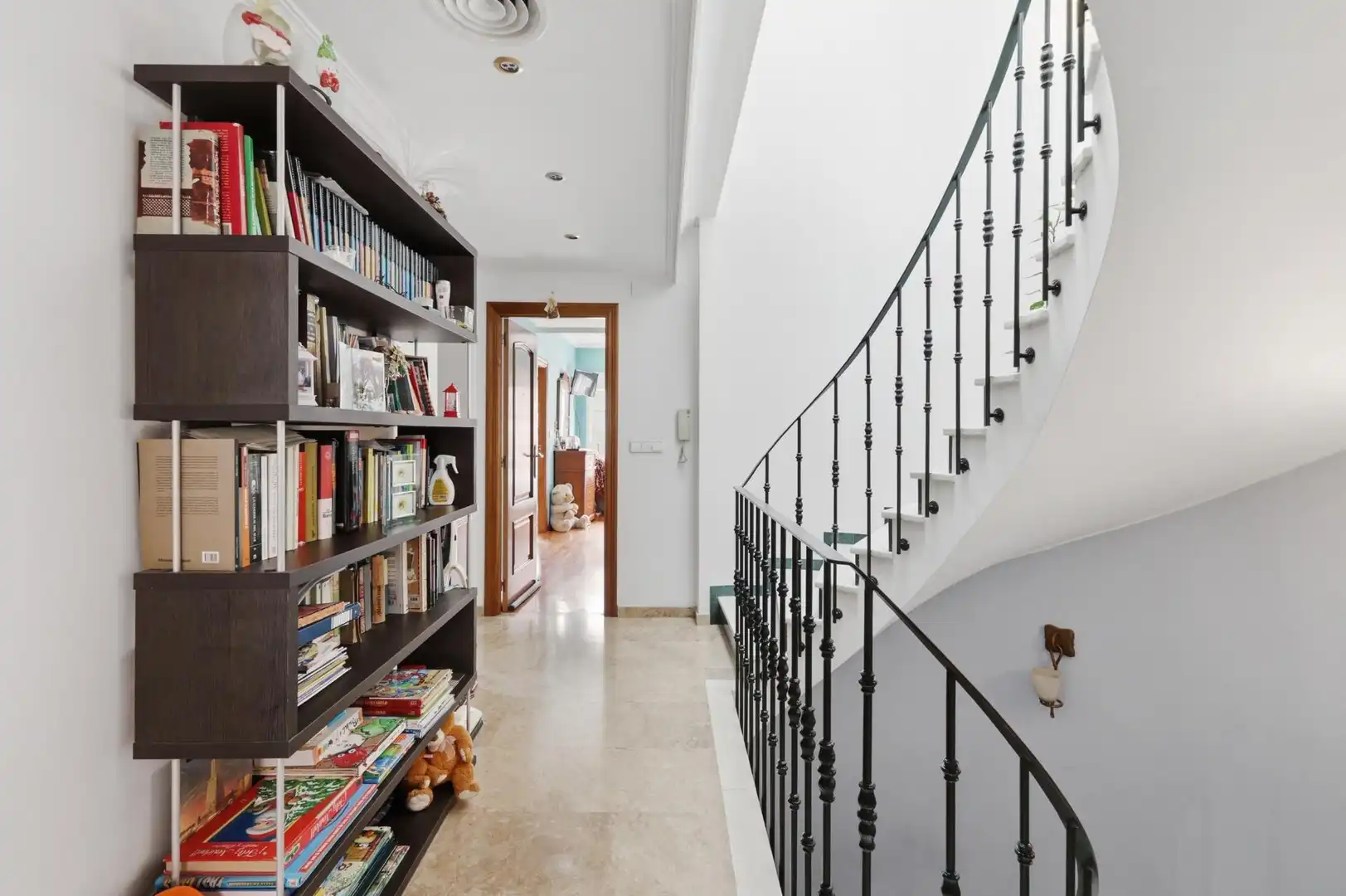 Detached homes for sale in Godella  with Air Conditioner, Terrace and Furnished