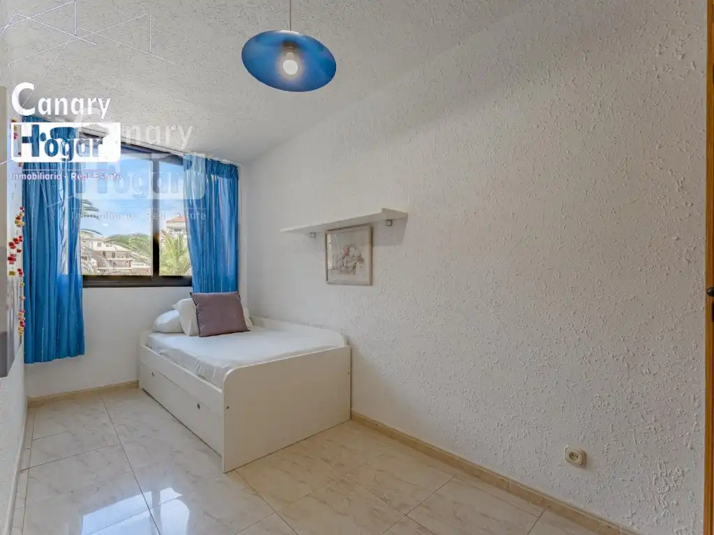 Habitación de Casa o chalet en venta en Arona con Calefacción, Jardín privado y Balcón