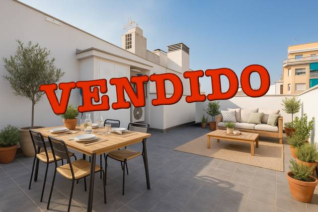 Ático en Venta en Centre