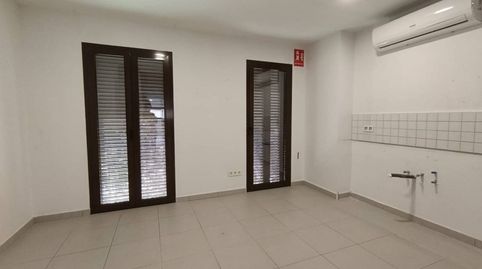 Foto 3 von Geschaftsraum zur Miete in Calle Casanova, Centre - Passeig i Rodalies, Manresa