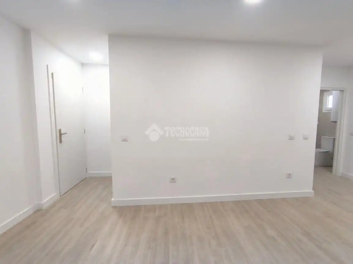 Flat for sale in Alcalá de Henares  with Air Conditioner