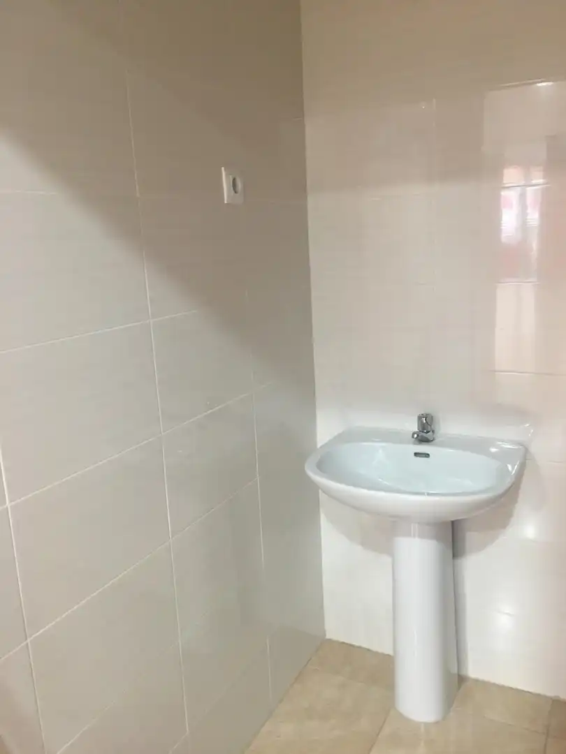 Bany de Pis de lloguer en Torre-Pacheco amb Aire condicionat