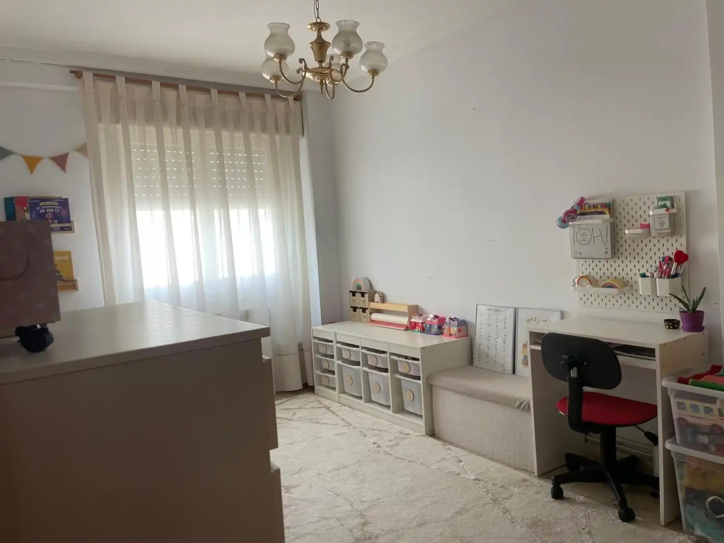 Schlafzimmer von Country house zum Verkauf in Gelsa mit Heizung