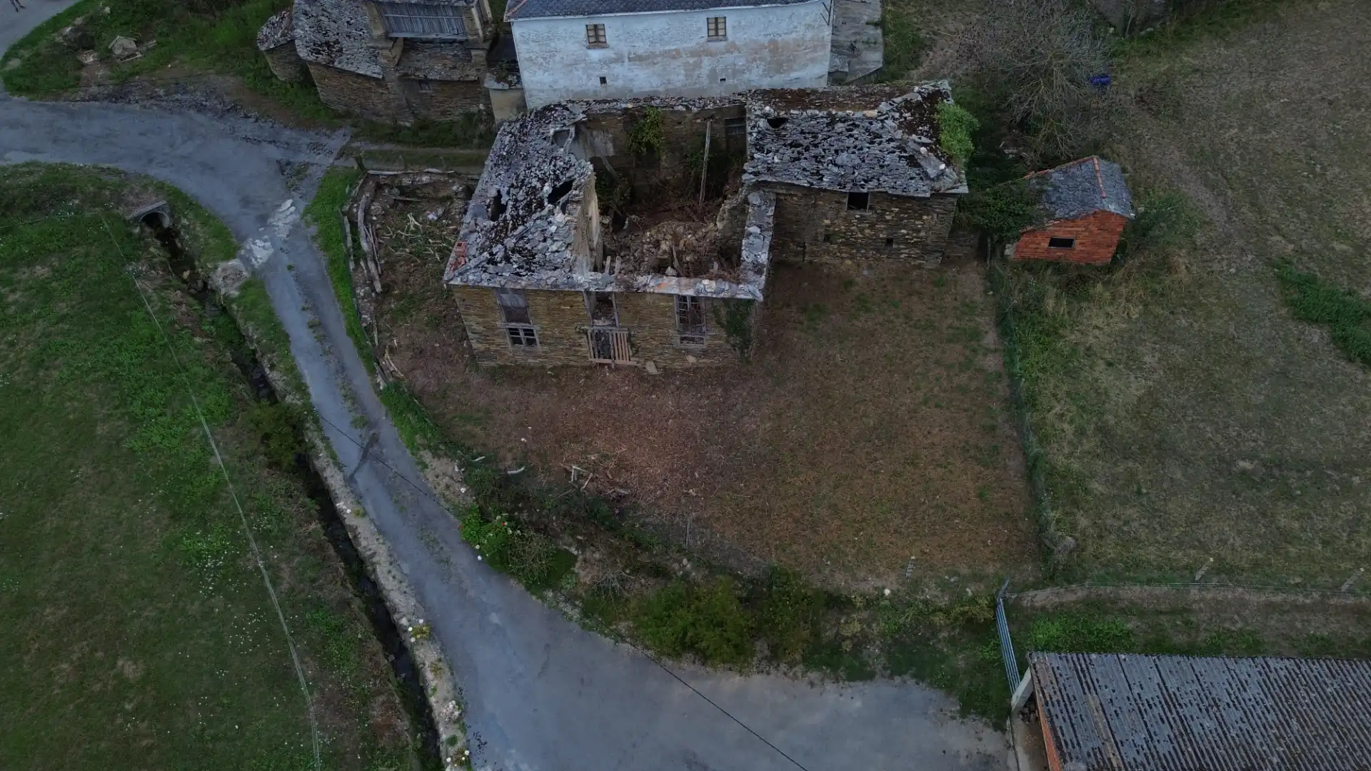 Country homes for sale in Trabada
