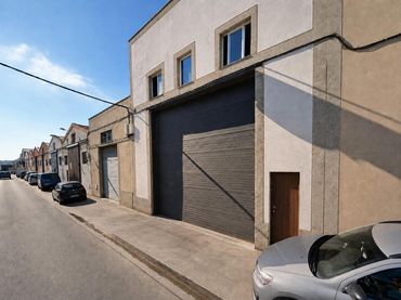 Industrial building for sale in Calle de los Artesanos