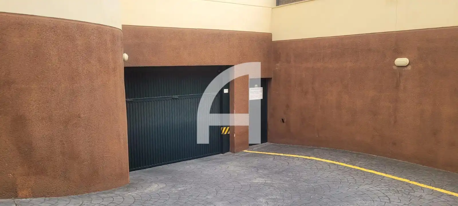 Exterior view of Garage for sale in Benalmádena