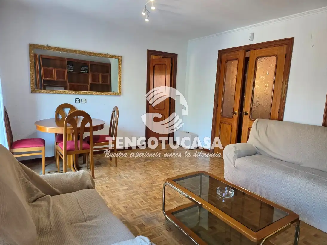 Sala de estar de Piso en venta en Madrid con Calefacción, Parquet y Terraza
