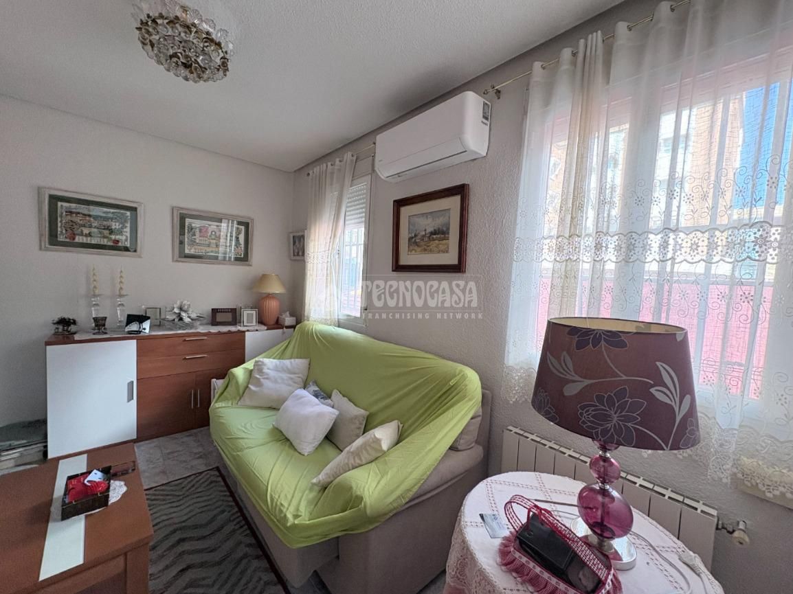 Piso de alquiler en Palos de Moguer, Arganzuela