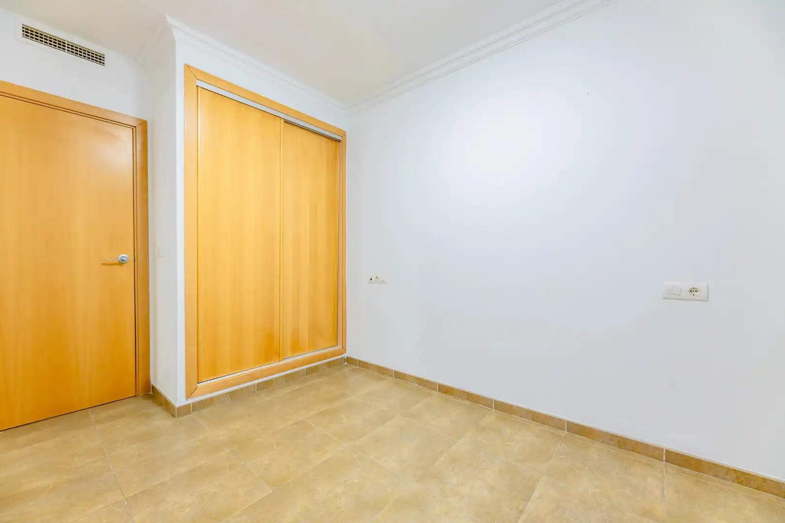 Flat for sale in L'Alcúdia de Crespins  with Air Conditioner