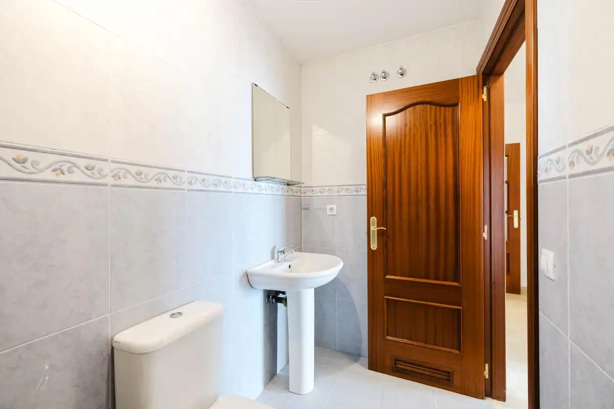 Bathroom of Flat for sale in Benalmádena  with Heating, Private garden and Terrace