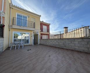 Exterior view of Single-family semi-detached for sale in Villargordo del Cabriel  with Terrace