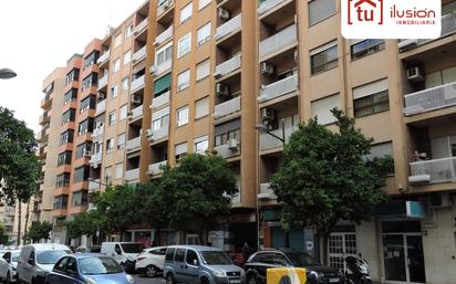 Exterior view of Flat for sale in  Valencia Capital  with Air Conditioner and Balcony